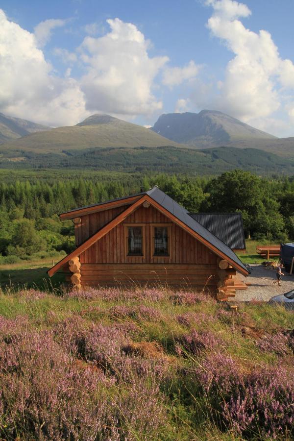 Wild Nurture Eco Luxury Offgrid Log Cabin Fort William Extérieur photo