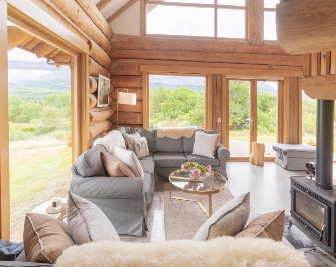 Wild Nurture Eco Luxury Offgrid Log Cabin Fort William Extérieur photo