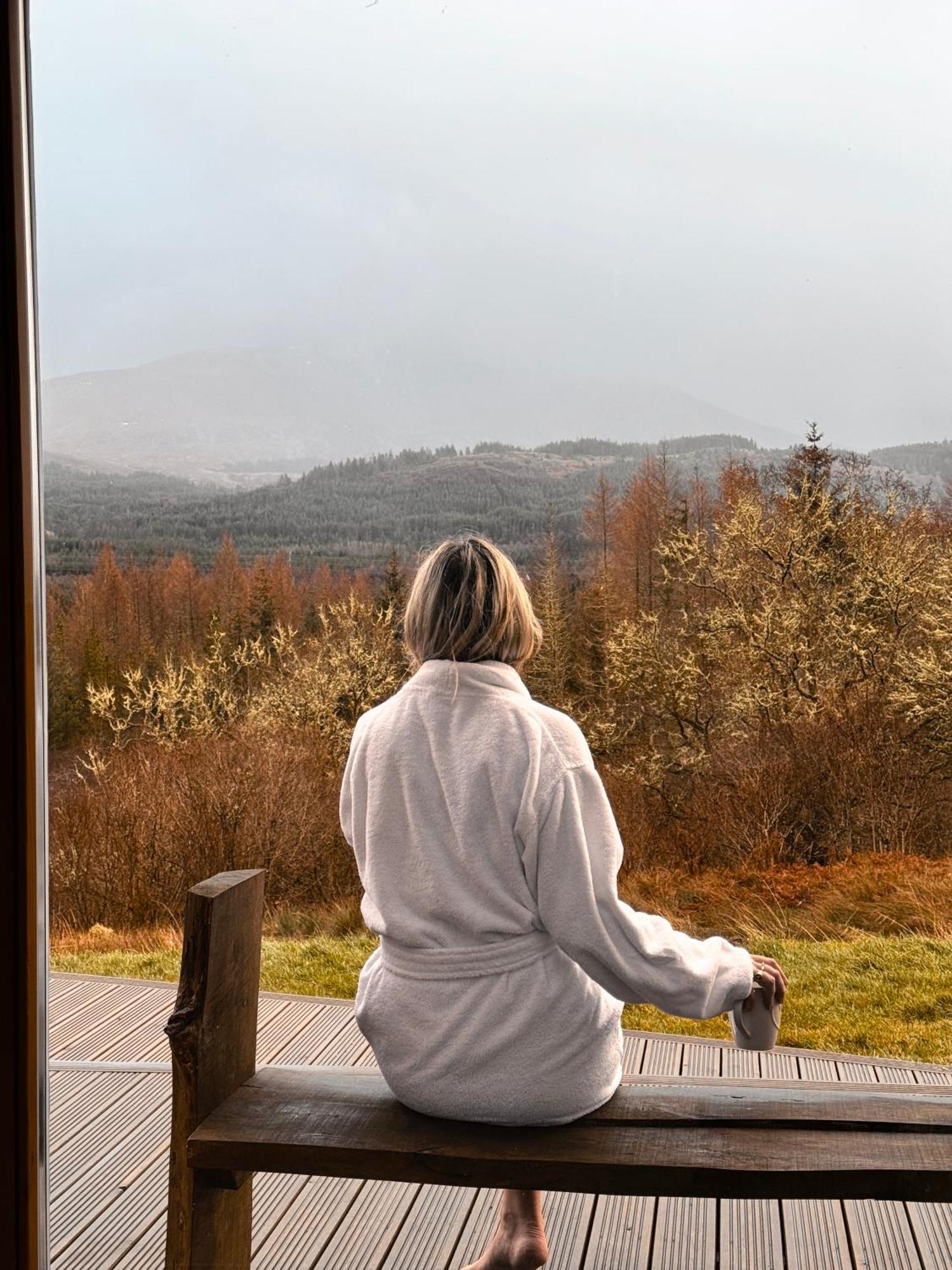 Wild Nurture Eco Luxury Offgrid Log Cabin Fort William Extérieur photo